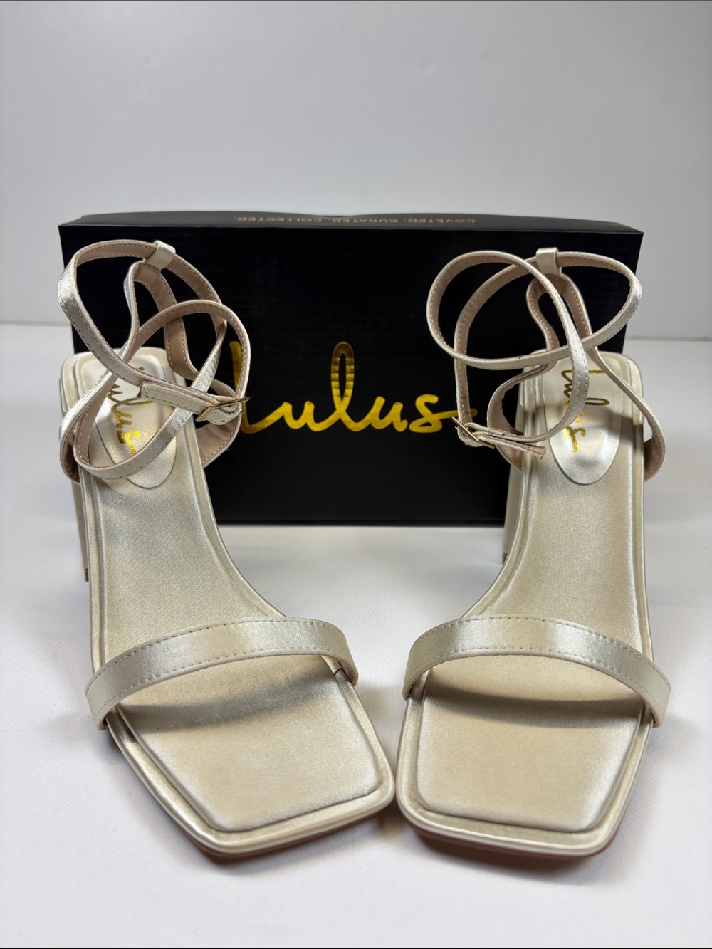 LULUS AKRISNA CHAMPAGNE SATIN BLOCK HEEL SANDALS  SIZE 6.5
